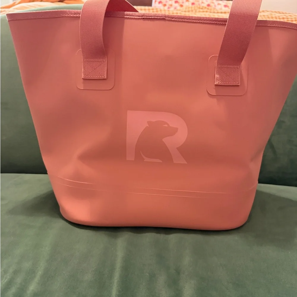 EUC RTIC Ultra Tough Tote Bag Pink 25L - Picture 3 of 4